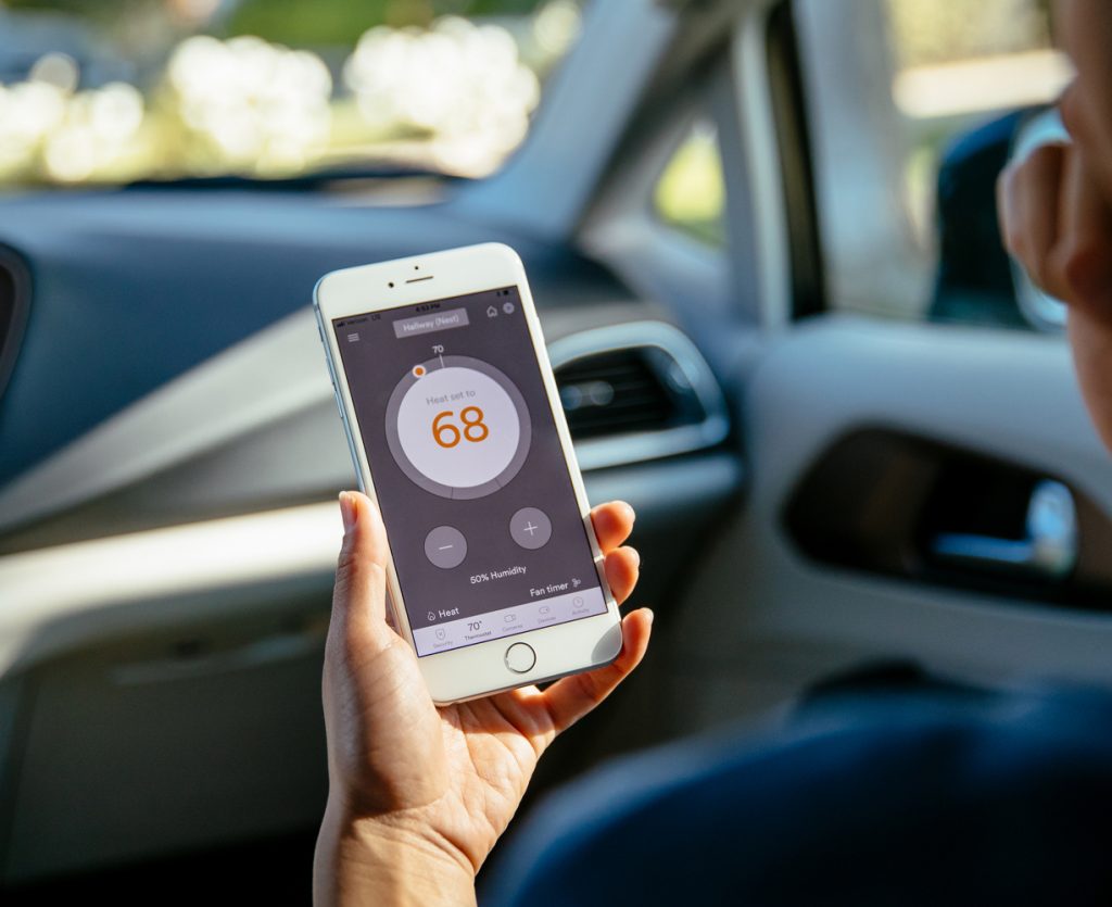 Vivint Element Thermostat