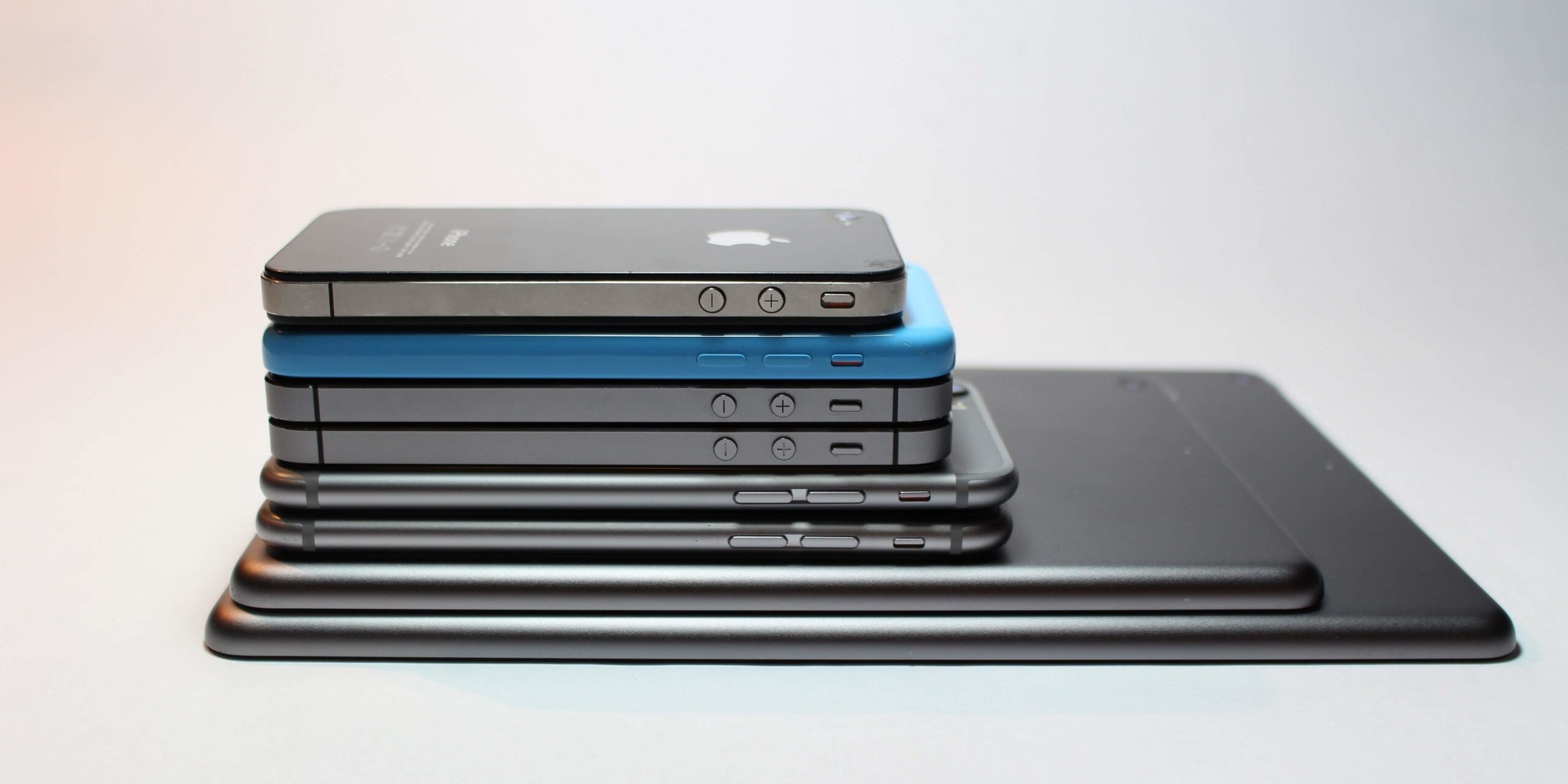 Bulk Buying Smartphones: What to Consider Before You Buy