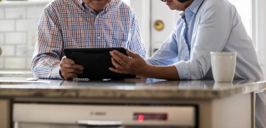 Curated visual reference: Visual Reference: The Smart Home Automation Devices For Seniors