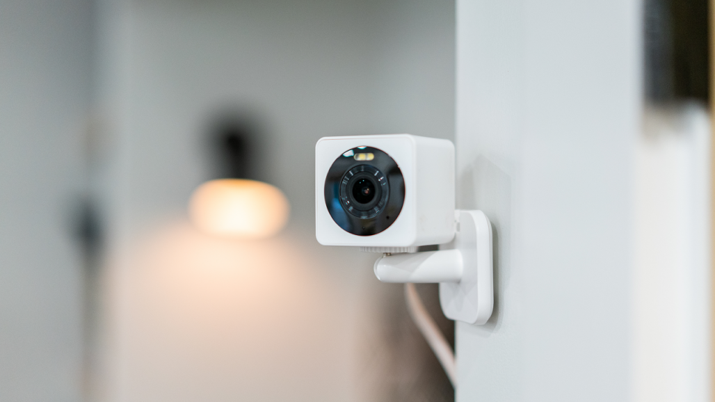 How Do Wireless Security Cameras Work?